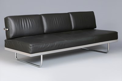 Lot 183 - CASSINA Sofa "Modell 5" (6c)