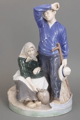 Große ROYAL COPENHAGEN Porzellanfigur ¨Bauernpaar bei der Rast¨