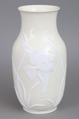 Lot 877 - ROSENTHAL Porzellanvase