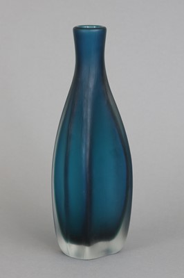 Lot 1070 - PAOLO VENINI (Murano) Glasvase "Bottiglie Incise"