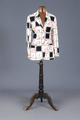 Lot 1259 - MOSCHINO Cheap and Chic Vintage Blazer