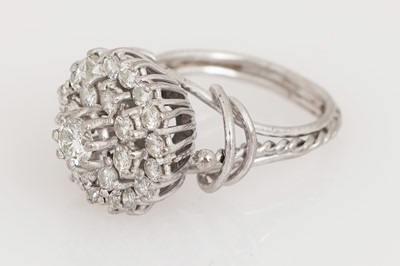 Lot 607 - Diamantring