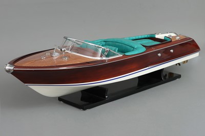 Lot 1157 - RIVA Aquarama Modellboot