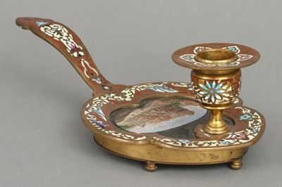 Lot 1107 - Bronze Handleuchter mit Emaille und Pietra-Dura  Mosaik "Kolosseum"