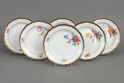 Lot 861 - 6 MEISSEN Kuchenteller