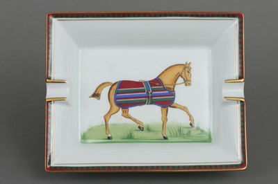 Lot 855 - HERMÈS Porzellan-Aschenbecher