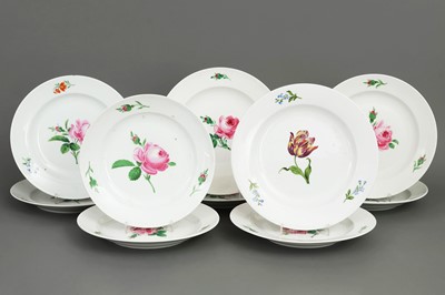 Lot 866 - 10 MEISSEN Porzellanteller