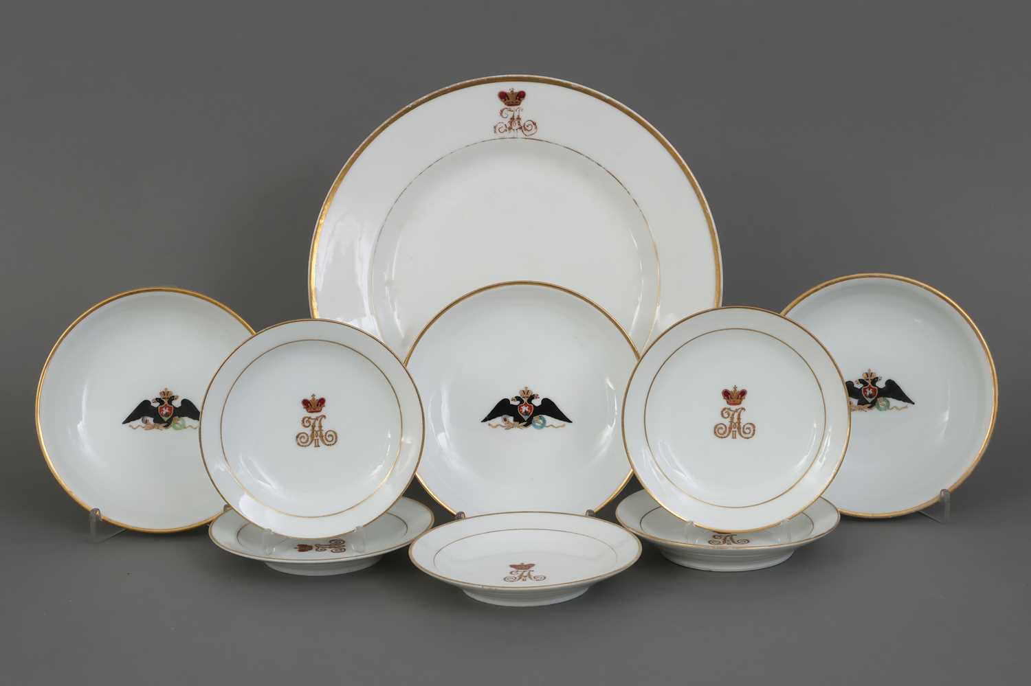 Lot 969 - Konvolut Porzellan der KAISERLICHE PORZELLANMANUFAKTUR (St. Petersburg, Russland)
