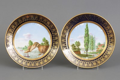 Lot 812 - 2 Porzellanteller mit Landschaftsdekor