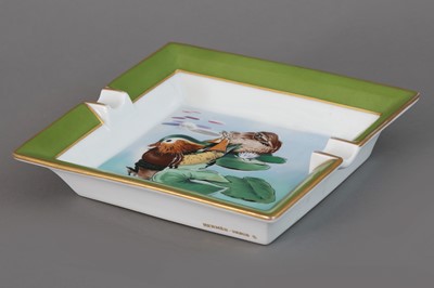 Lot 977 - HERMÈS (Paris) Tischaschenbecher mit Entendekor