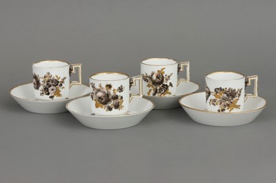 Lot 751 - 4 MEISSEN Porzellantassen mit Untertassen