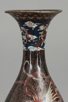 Japanische Chakinseki-Vase mit Cloisonné-Emaille