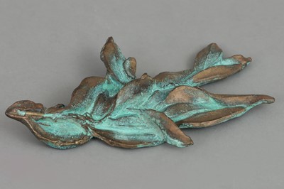 Lot 1595 - OLAF METZEL (* 1952) Bronzeplastik "Lorbeerblätter" (2004)