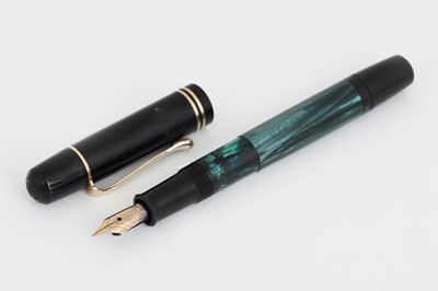 Lot 1306 - PELIKAN (Günther Wagner) Füllfeder der 1960er Jahre