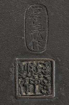 Japanische Bronze Reliefplatte des 19. Jahrhunderts