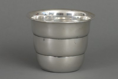 Lot 476 - LUTZ & WEISS (Pforzheim) Silber Becher des Art-Déco