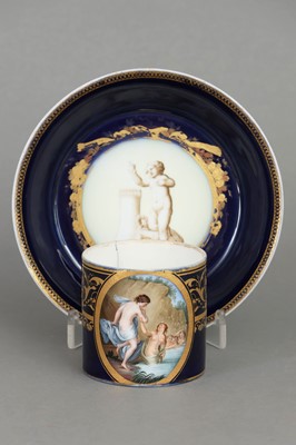 Lot 799 - ALT-WIEN Porzellantasse mit MEISSEN Untertasse