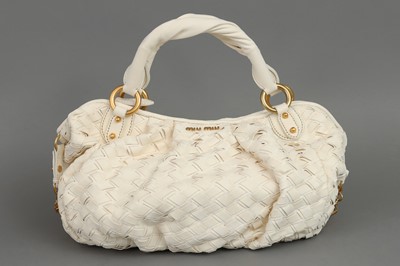 Lot 523 - MIU MIU Handtasche