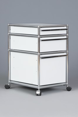 Lot 190 - USM HALLER Schreibtisch-Rollcontainer