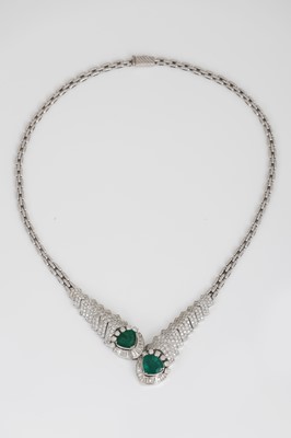 Lot 722 - Elegantes Smaragd und Diamanten Collier Formensprache des Art Deco