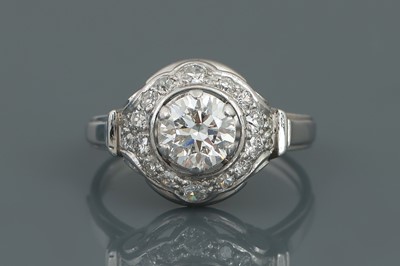 Lot 811 - Diamantring