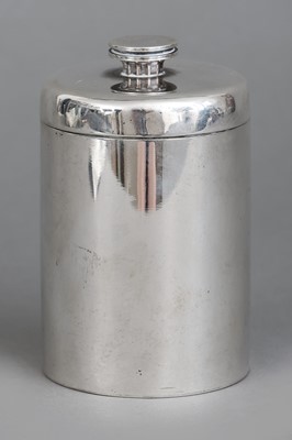 Lot 561 - GEORG JENSEN (Denmark) Silber Deckeldose