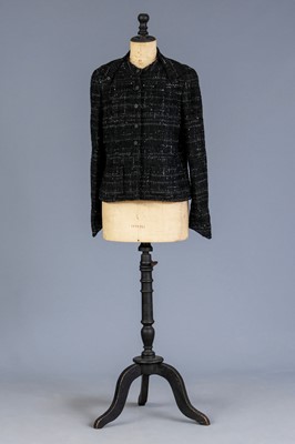 Lot 751 - CHANEL Bouclé-Jacke