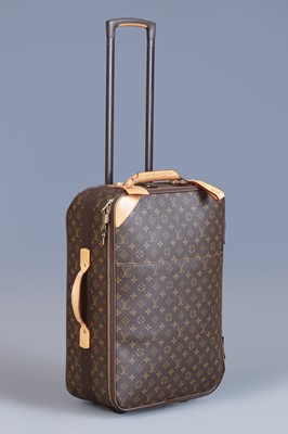 Lot 711 - LOUIS VUITTON Reisetrolley