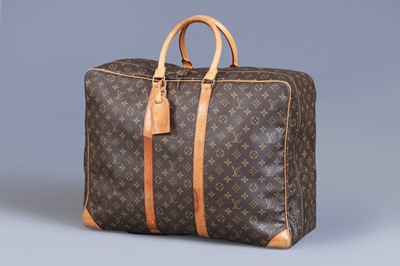 Lot 710 - LOUIS VUITTON Sirius 55