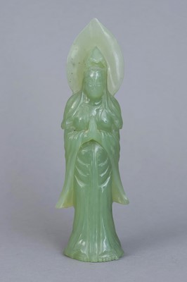 Lot 126 - Chinesische Jadefigur "Guanyin"