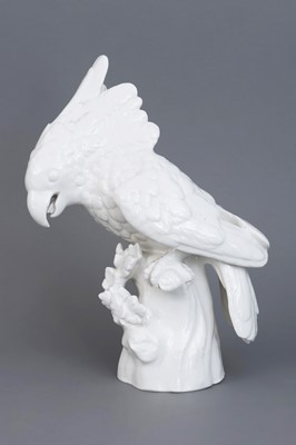 Lot 1100 - NYMPHENBURG Porzellanfigur "Kakadu"