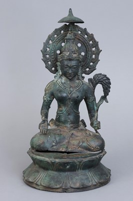 Lot 239 - Indonesische Figur "Buddha Vairocana"