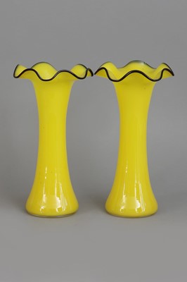 Lot 1244 - Paar Jugendstil "Tango" Glasvasen