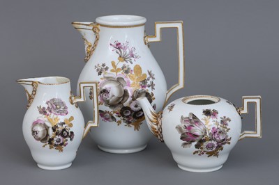 Lot 921 - MEISSEN Kernstück