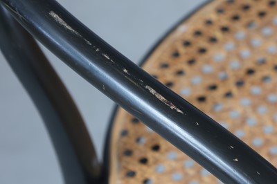 Lot 263 - 4 THONET Armlehnstühle 209