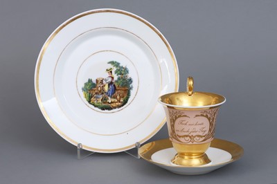 Lot 953 - KPM BERLIN Porzellantasse mit Untertasse und Kuchenteller