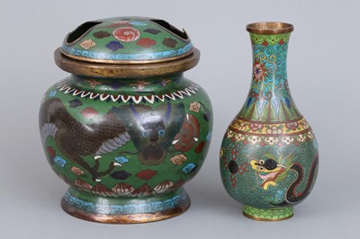 Lot 182 - 2 japanische Cloisonné Objekte