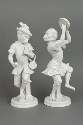 2 MOTTAHEDE (museum reproductions) Porzellanfiguren "Musizierende Affen"