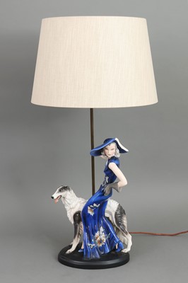 Lot 1120 - Figürliche GOLDSCHEIDER (Wien, Österreich) Tischlampe