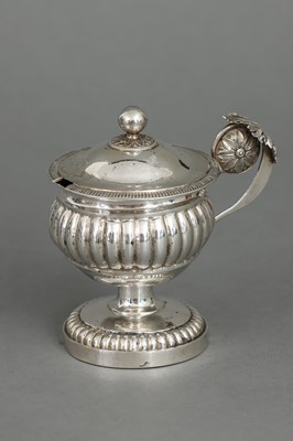 Lot 622 - Empire Silber Senfgefäß