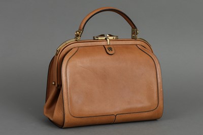 Lot 723 - ETIENNE AIGNER Damenhandtasche