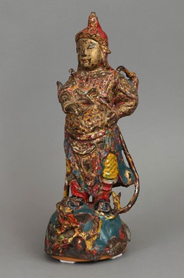 Lot 99 - Chinesische Bronzefigur "Bodhisattva Weituo"