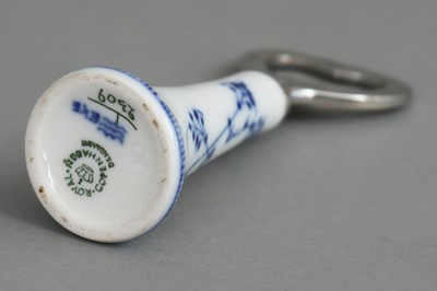 Lot 941 - ROYAL COPENHAGEN & GEORG JENSEN Flaschenöffner