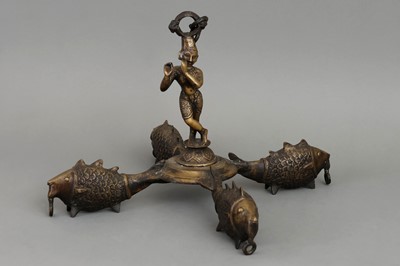 Lot 245 - Indische Bronze Öllampe