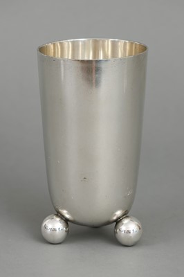 Lot 610 - KOCH & BERGFELD (Bremen) Silber Kugelfußbecher