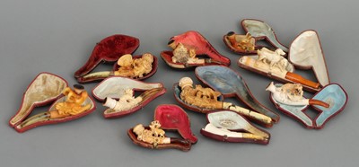 Lot 1417 - 10 Meerschaumpfeifen des 19. Jahrhunderts mit Jagdmotiven