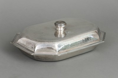 Lot 589 - Silber Deckelterrine