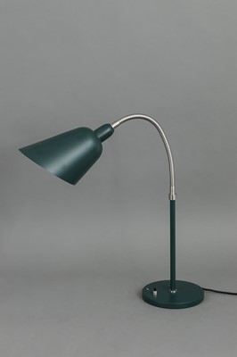 Lot 447 - ARNE JACOBSEN Tischlampe "Bellevue AJ8"