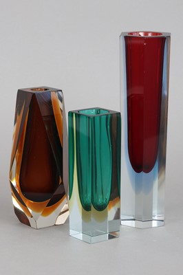 Lot 1129 - 3 MURANO Sommerso Glasvasen