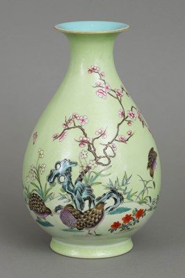 Lot 5 - Chinesische Porzellanvase